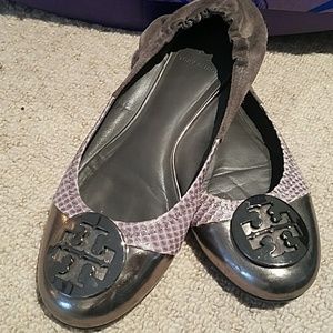 Grey Tory Burch Flats